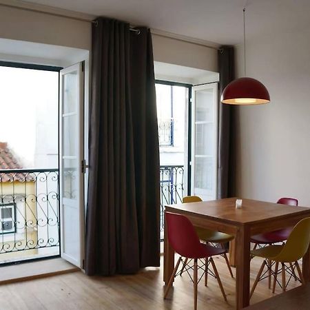 Two Bedroom Apt In Historic Location! Close To The River ลิสบอน ภายนอก รูปภาพ