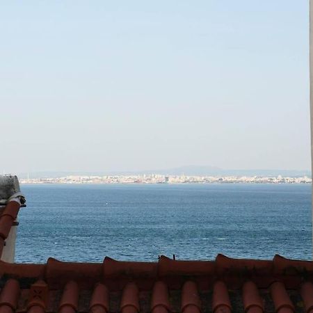Two Bedroom Apt In Historic Location! Close To The River ลิสบอน ภายนอก รูปภาพ